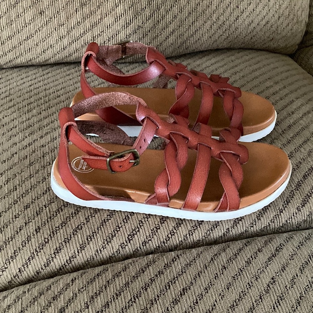 Little girl sandals